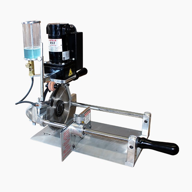 EASTMAN Rubber Slitter
MODEL RS2 The Rubber Slitter has proven successful to eliminate materials from fusing when cutting very dense rubber and plastic sheeting