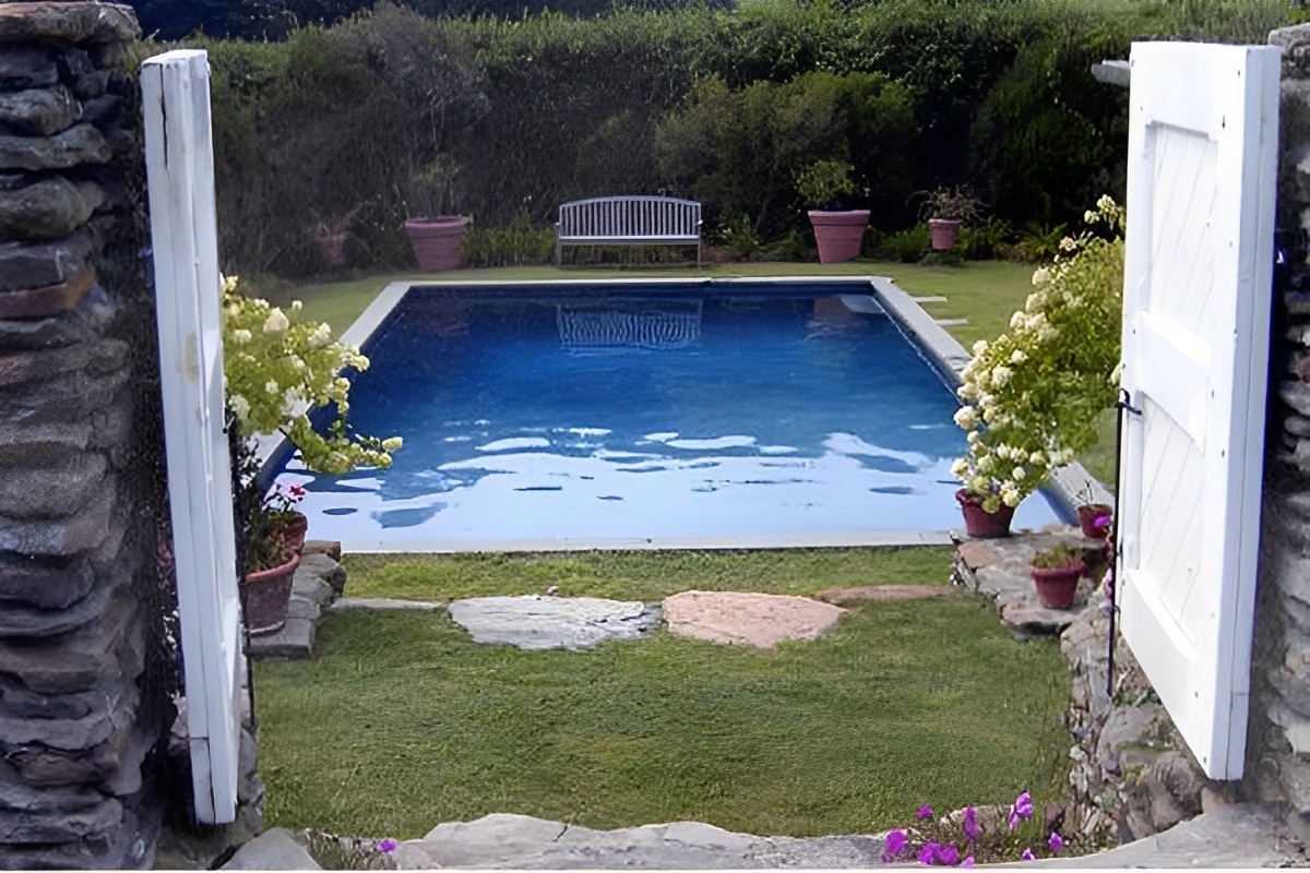 english garden pool, near Middleburg, Va