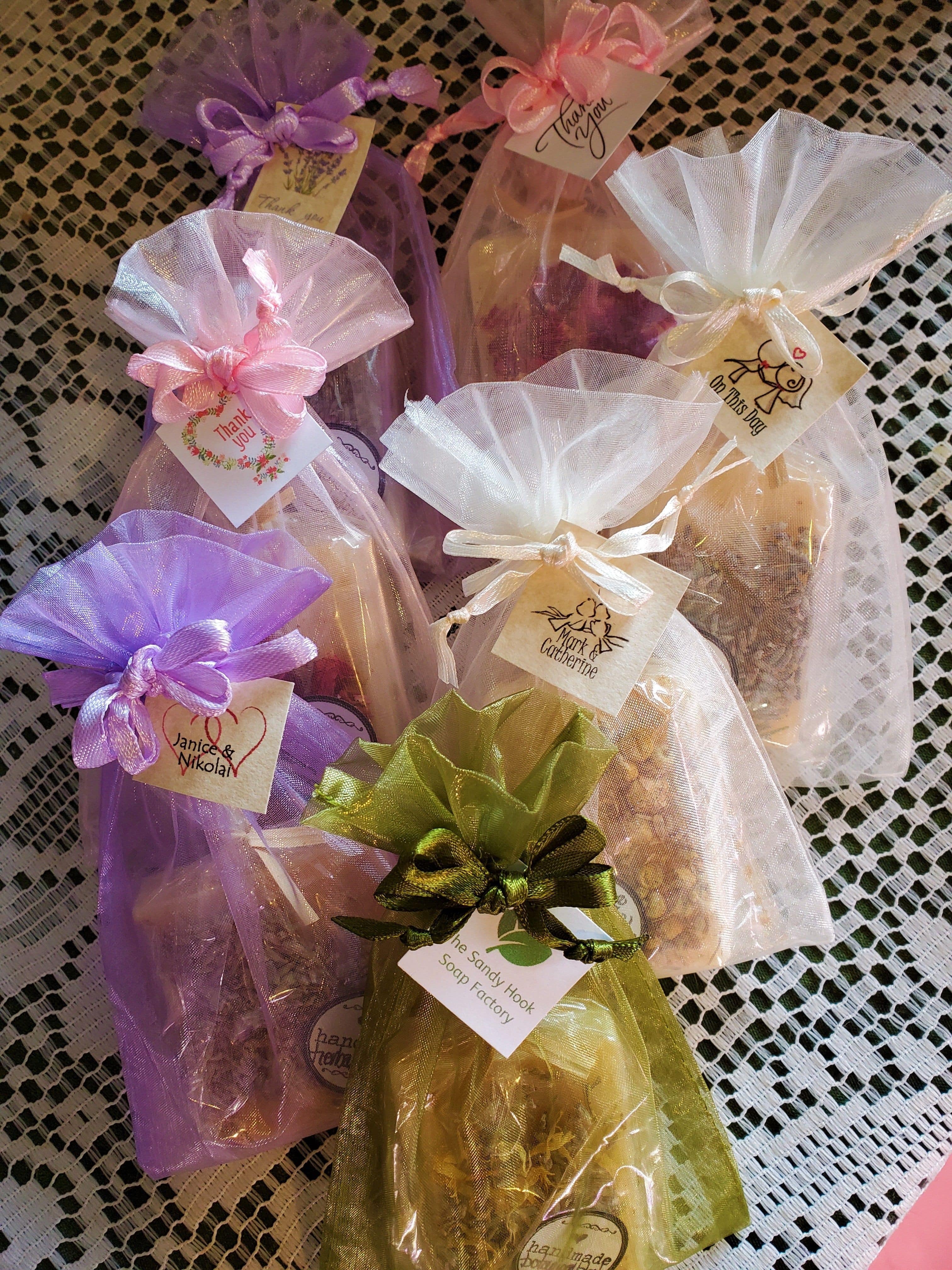 Our Floral Elegance soap favours are an extra special presentation with organic botanicals and complimenting organza bag for Wedding Day or Bridal Shower.