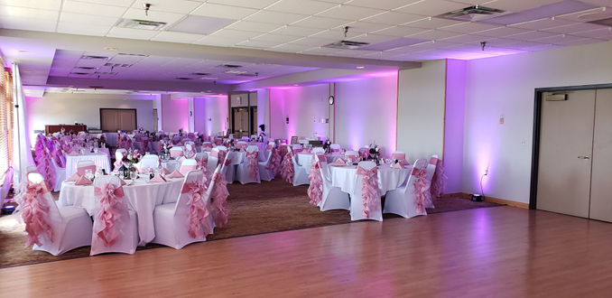 Grand Ely Lodge.
Wedding lighting in lavender and magenta pink.