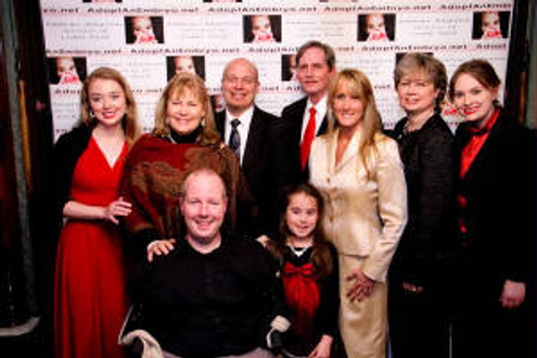 Stacie & Carrie were honored to be in the Gift of Life cast picture when they sang at the premiere.