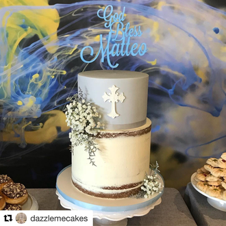 Topper: Flat Light Blue Acrylic
Cake: Dazzle Me Cakes