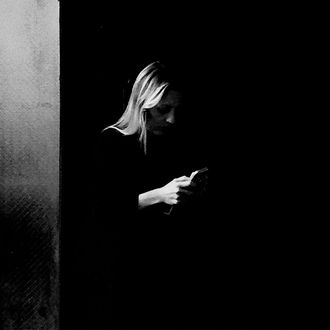 6 X 9 in iPhone/Photoshop photograph ©  
James Long taken in 
NYC's Flatiron District