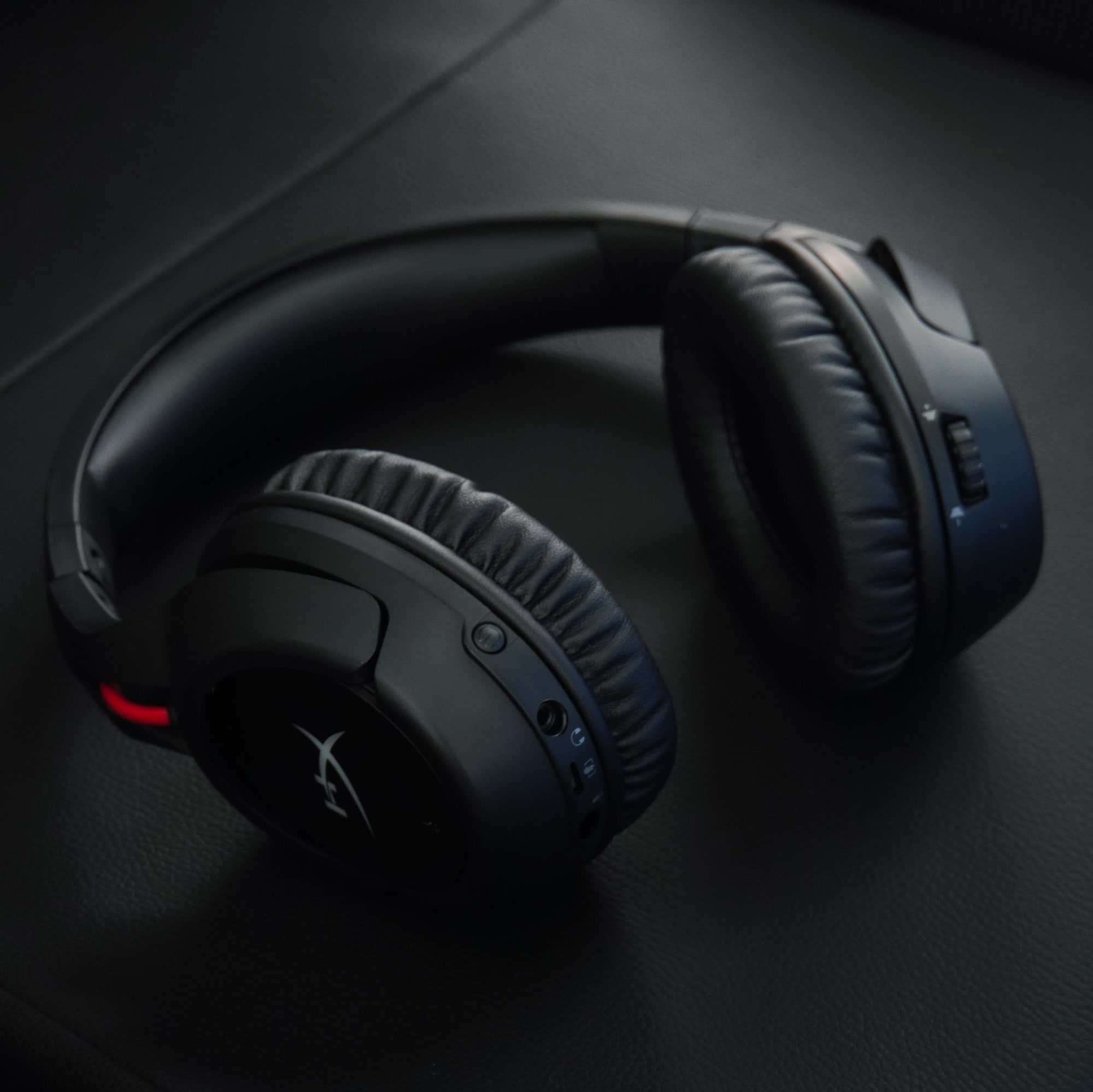 Gaming headset with attached microphone