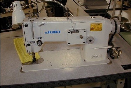 JUKI 
MODEL: LZ-586
LOCKSTITCH
SINGLE NEEDLE 
HEAVY DUTY ZIG ZAG
FLAT BED
WALKING FOOT