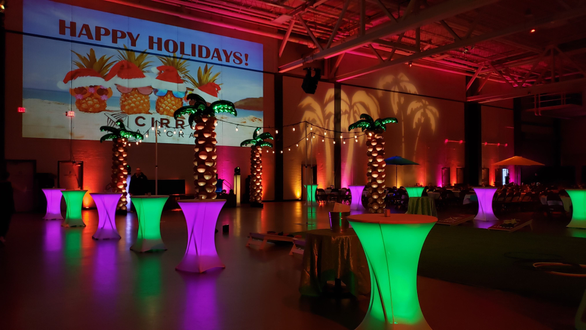 DECC Pioneer Hall.
Aloha Christmas.
Decorby Northland Special Events, video by AVR