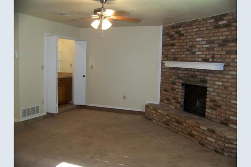 Attention Investors! 2232 BRIGADOON CT ARLINGTON, TX 76013